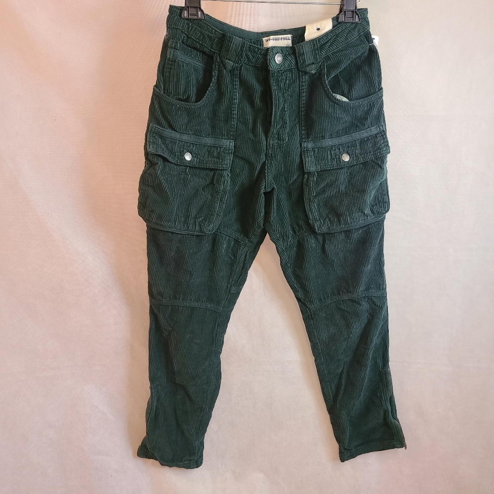 We the Free The London Calling Low Rise Tapered Leg Cargo Corduroy Pants Sz 26 - Picture 8 of 9